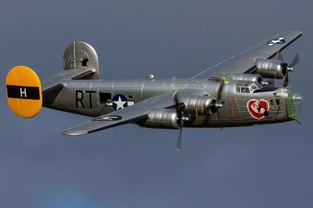 FlightLine B-24 Liberator Silver 2000mm (78 inch) Wingspan PNP FLW4011P RC Airplane